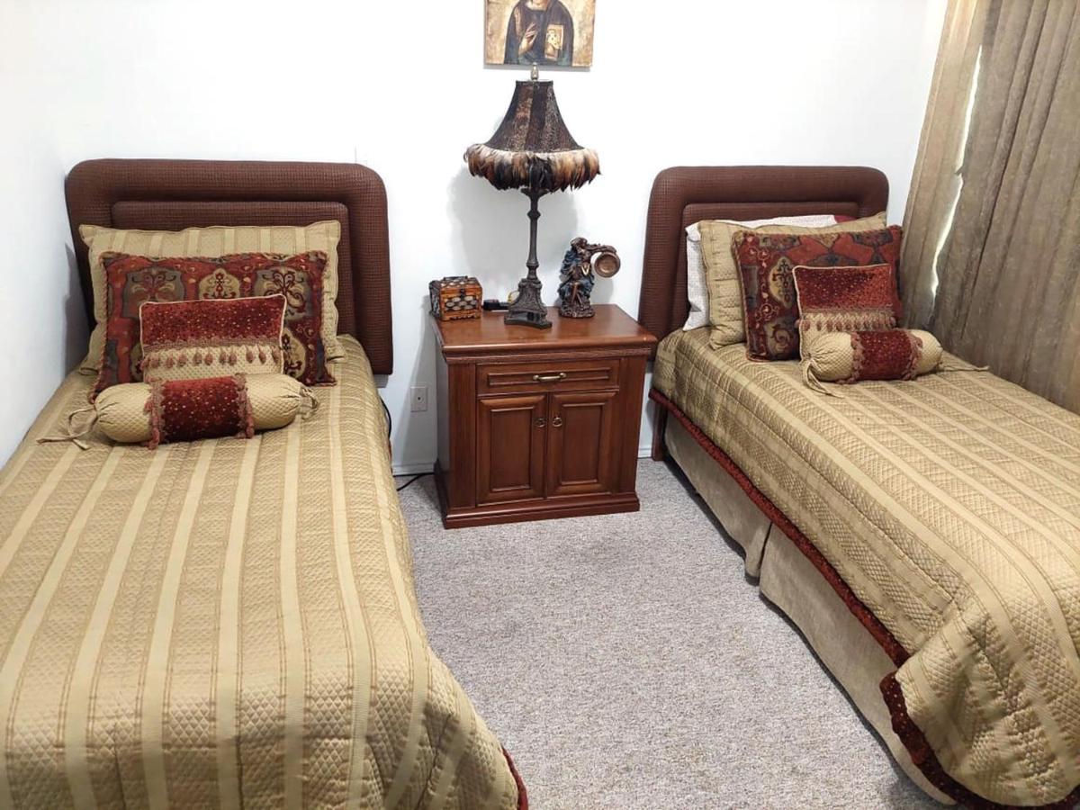 Beautifully Furnished 3Bd 2Br Pool Gated Condo In Mcallen, Tx Pharr Eksteriør billede